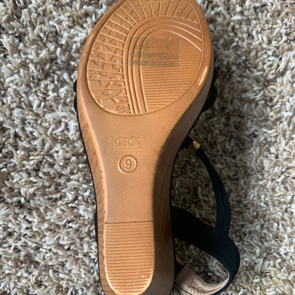 Wedge - Picture 5 of 5